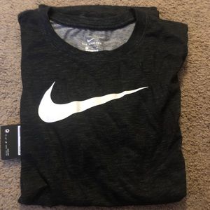 Nike T-shirt w/tags